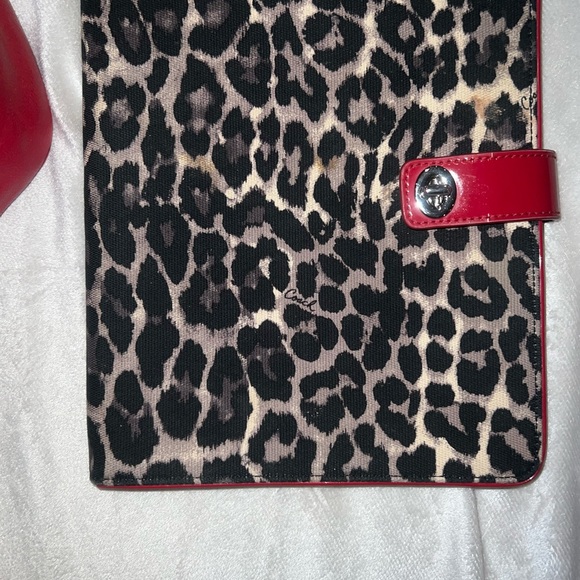 COACH 5 Piece…Purse..wallet..change bag..makeup bag..tablet case. Cheetah Print - Picture 2 of 15